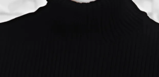 Black Sleeveless Turtleneck